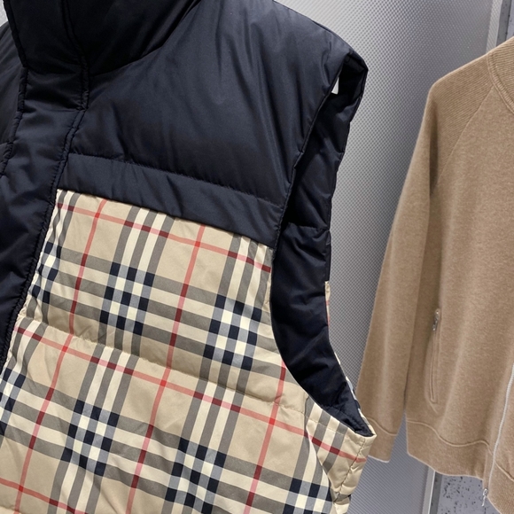 Burberry plaid reversible autumn and winter down vest - Picture 2 of 10